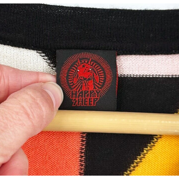 Happy Sheep Geometric Pull-Over Sweater Small Multicolor Preppy Designer Light - Picture 5 of 9